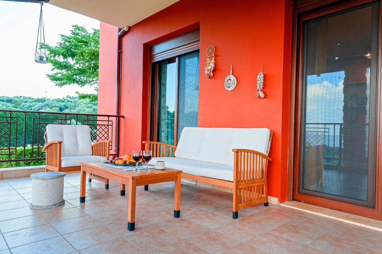 Villa Mariellie Néa Péramos Exteriér fotografie