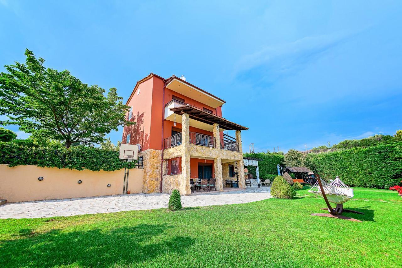 Villa Mariellie Néa Péramos Exteriér fotografie